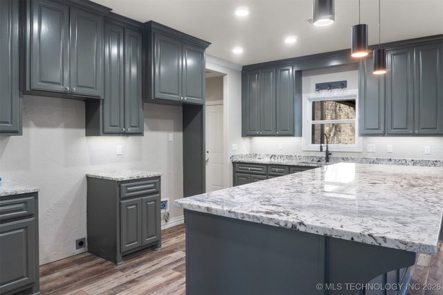 1409 Woodland Circle, Kingston, OK 73439