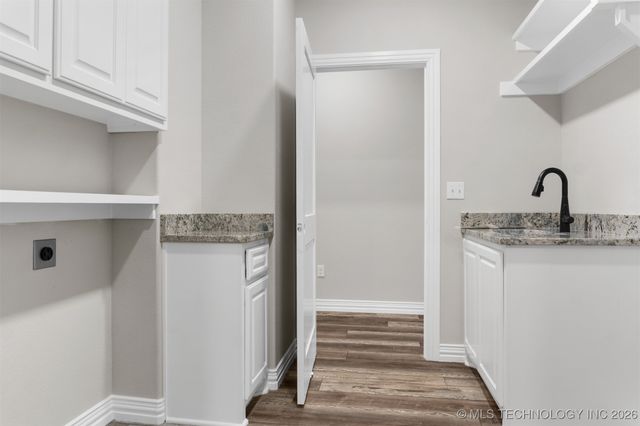 1409 Woodland Circle, Kingston, OK 73439