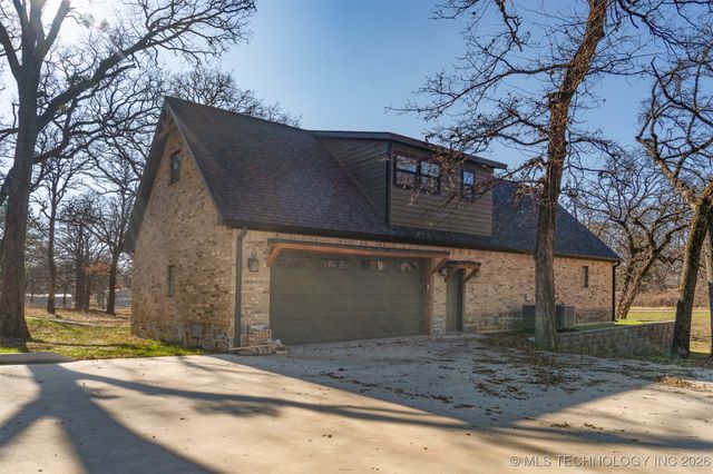 1409 Woodland Circle, Kingston, OK 73439