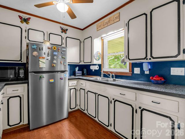 1244 Old Hwy 10 Highway E, Marion, NC 28752