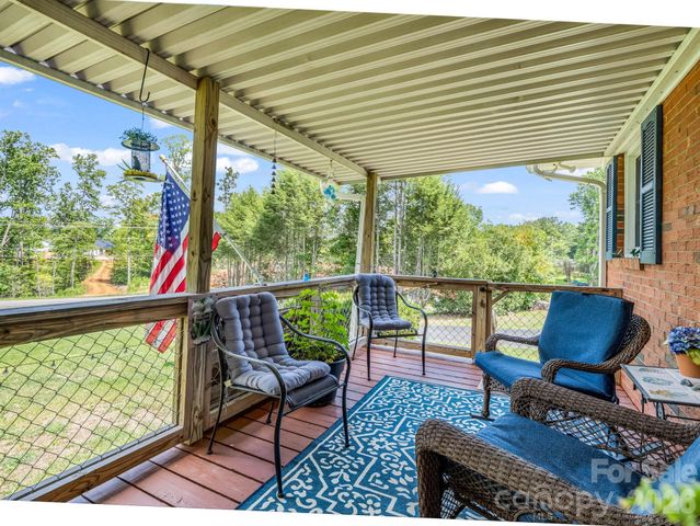 1244 Old Hwy 10 Highway E, Marion, NC 28752