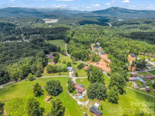 1244 Old Hwy 10 Highway E, Marion, NC 28752