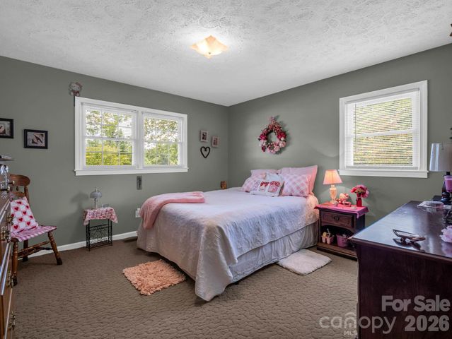 1244 Old Hwy 10 Highway E, Marion, NC 28752