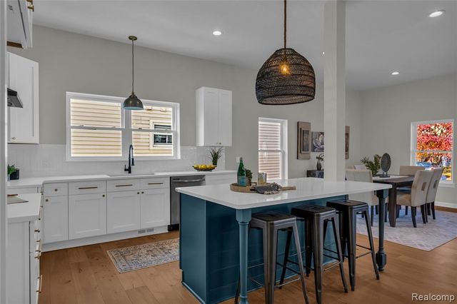 1876 Mckinley Street, Wyandotte, MI 48192