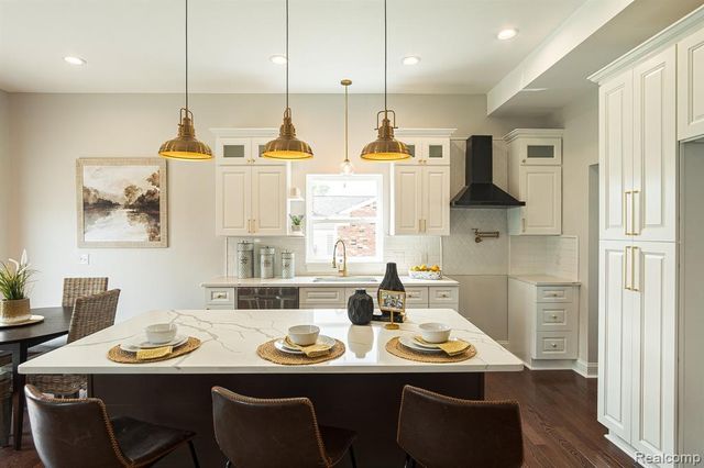 1876 Mckinley Street, Wyandotte, MI 48192