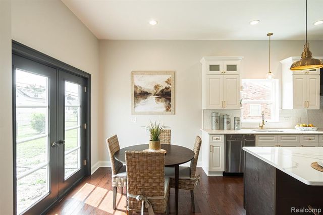 1876 Mckinley Street, Wyandotte, MI 48192