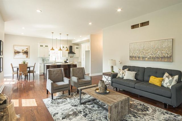 1876 Mckinley Street, Wyandotte, MI 48192