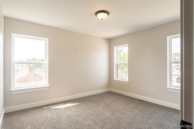 1876 Mckinley Street, Wyandotte, MI 48192