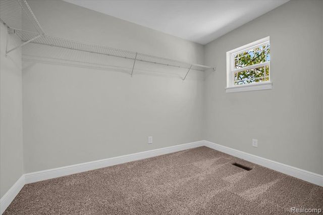 1876 Mckinley Street, Wyandotte, MI 48192