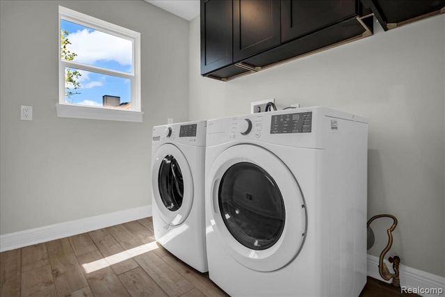 1876 Mckinley Street, Wyandotte, MI 48192