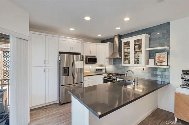 922 S Country Glen Way, Anaheim Hills, CA 92808