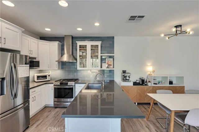 922 S Country Glen Way, Anaheim Hills, CA 92808