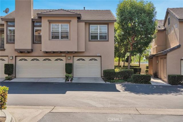 922 S Country Glen Way, Anaheim Hills, CA 92808