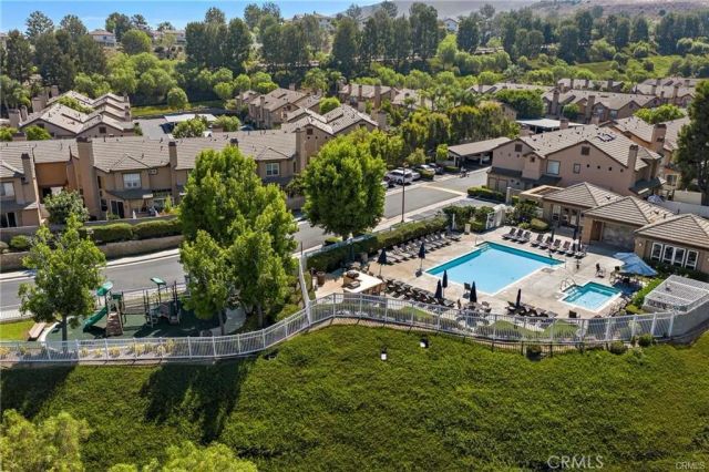 922 S Country Glen Way, Anaheim Hills, CA 92808