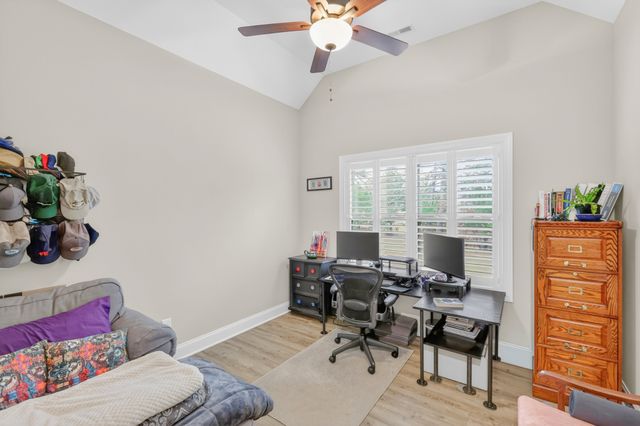 2731 W County Farm Rd, Springfield, TN 37172