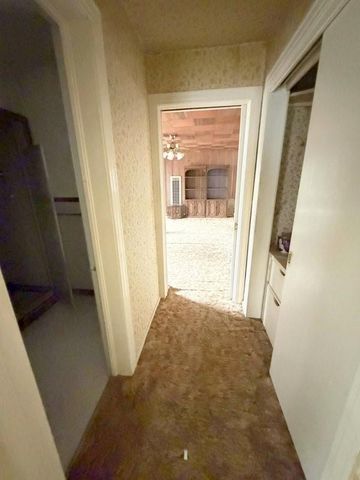 209 N Gordon Drive, Crockett, TX 75835