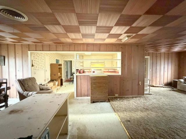 209 N Gordon Drive, Crockett, TX 75835