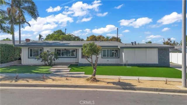 14923 Tacuba, La Mirada, CA 90638
