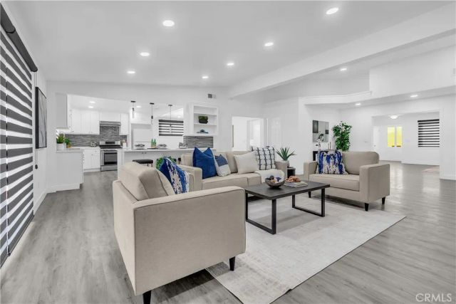 14923 Tacuba, La Mirada, CA 90638