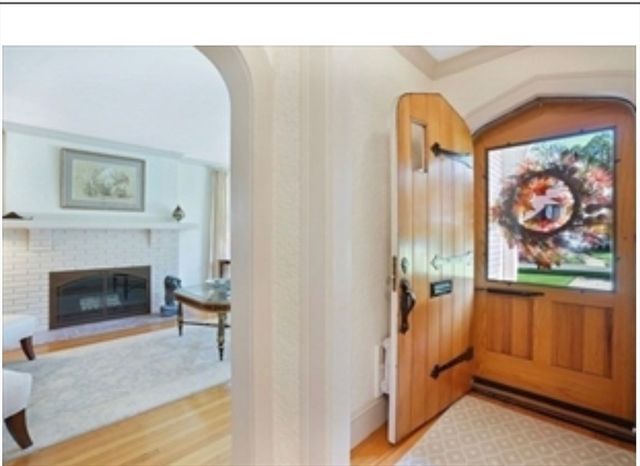70 Dover St, Longmeadow, MA 01106