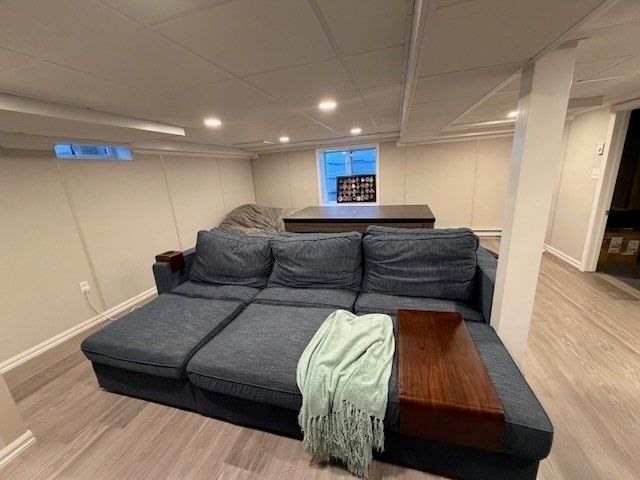 70 Dover St, Longmeadow, MA 01106