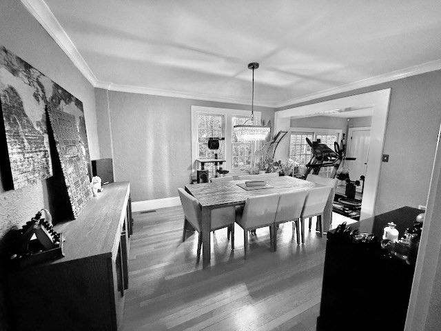 70 Dover St, Longmeadow, MA 01106