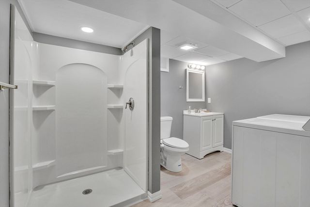 70 Dover Road, Longmeadow, MA 01106