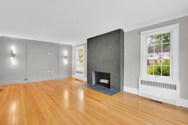 70 Dover Road, Longmeadow, MA 01106