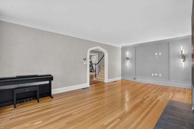 70 Dover Road, Longmeadow, MA 01106