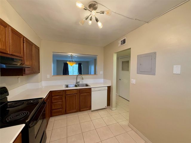 1200 NW 87th Avenue 515, Coral Springs, FL 33071