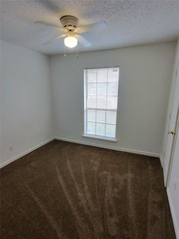 1018 Alexis Court, Glenn Heights, TX 75154