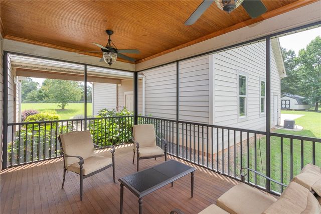 1060 Shackleburg Road, Anderson, SC 29621