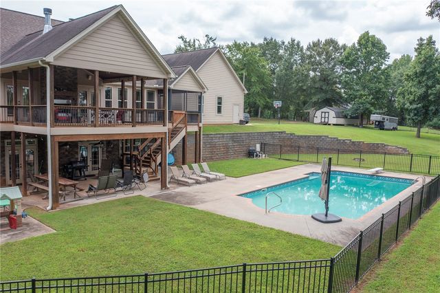 1060 Shackleburg Road, Anderson, SC 29621