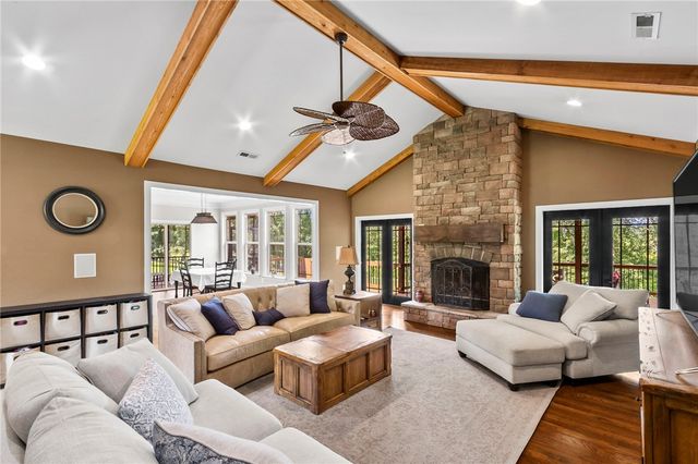 1060 Shackleburg Road, Anderson, SC 29621