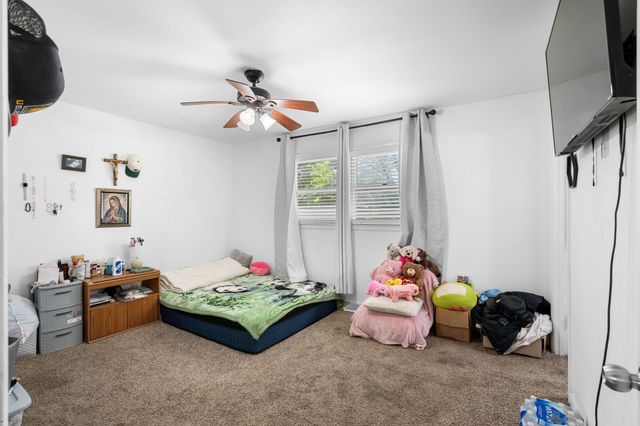 903 Mead Dr, Shelbyville, TN 37160