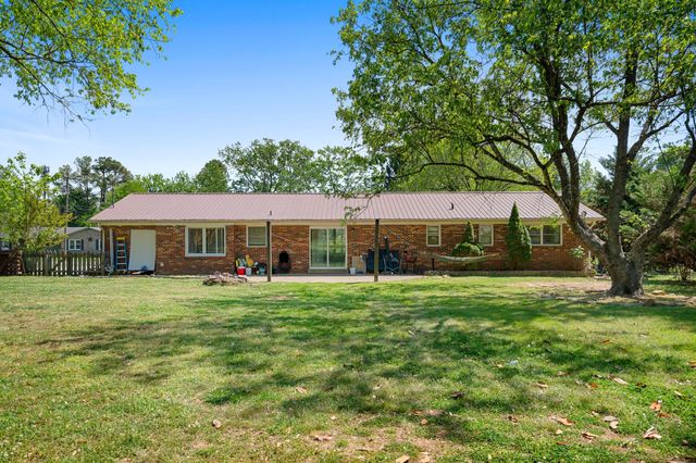 903 Mead Dr, Shelbyville, TN 37160