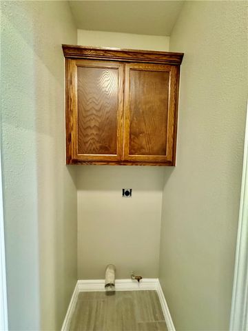 7506 Granite Dr, Corpus Christi, TX 78414