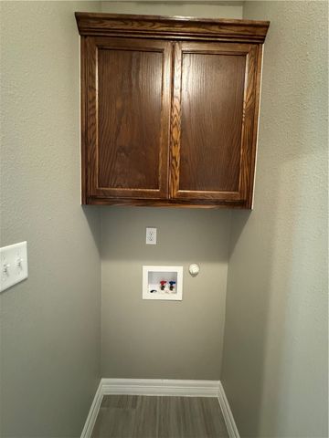 7506 Granite Dr, Corpus Christi, TX 78414