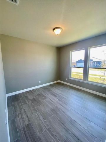 7506 Granite Dr, Corpus Christi, TX 78414