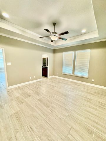 7506 Granite Dr, Corpus Christi, TX 78414