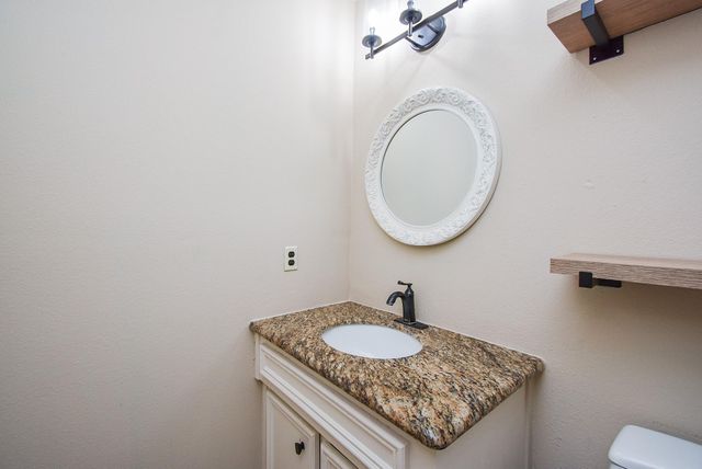 16522 Cheshire Grove Lane, Houston, TX 77090