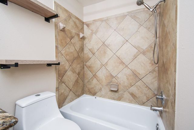 16522 Cheshire Grove Lane, Houston, TX 77090
