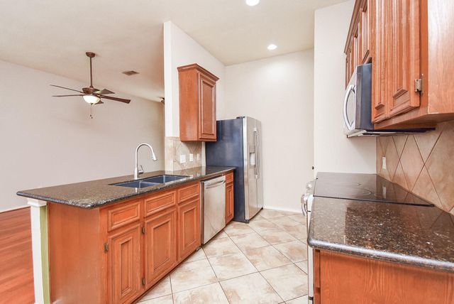 16522 Cheshire Grove Lane, Houston, TX 77090