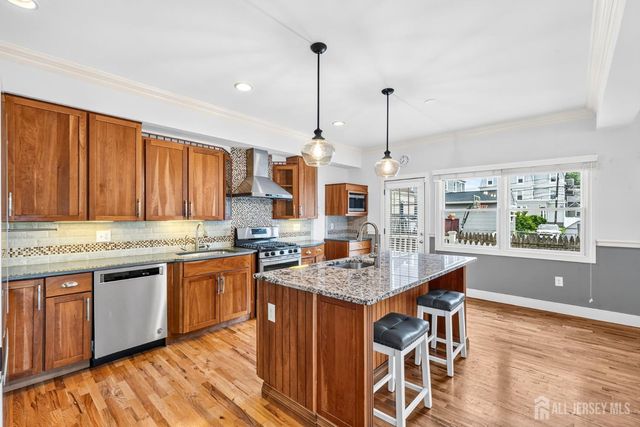 262 Prospect Avenue, Dunellen, NJ 08812