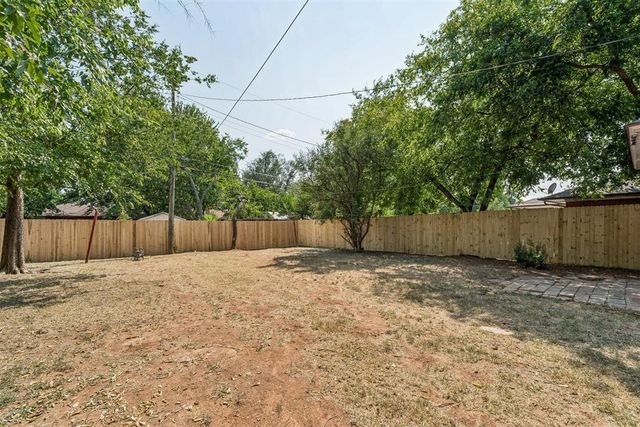 1728 Andover Court, Oklahoma City, OK 73120