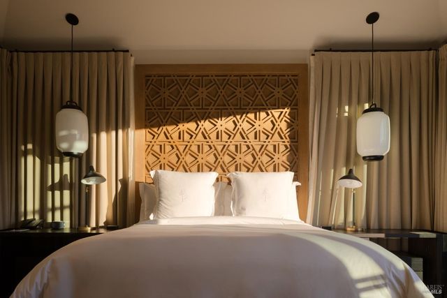 21 Lawley Ln, Calistoga, CA 94515