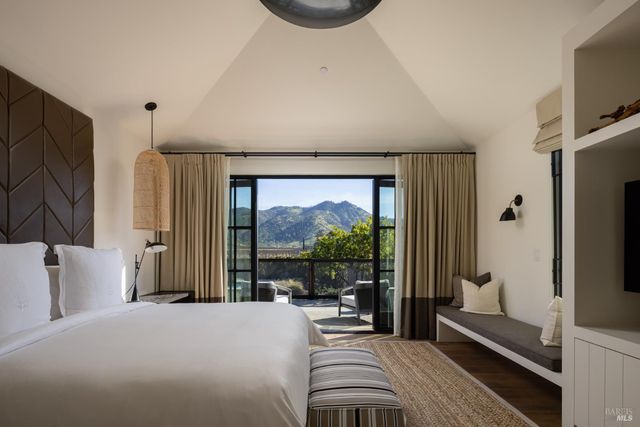 21 Lawley Ln, Calistoga, CA 94515