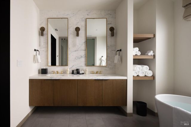 21 Lawley Ln, Calistoga, CA 94515