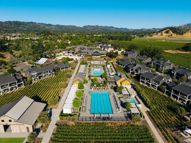 21 Lawley Ln, Calistoga, CA 94515