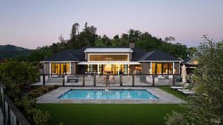 21 Lawley Ln, Calistoga, CA 94515